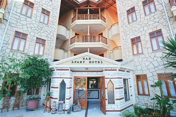 Nar Apart Hotel girişi